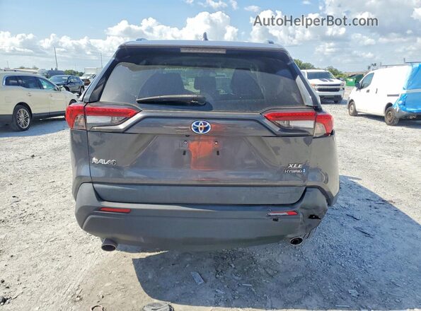 4T3RWRFV1NU061261 2022 TOYOTA RAV4 Gray Հետևի տեսք