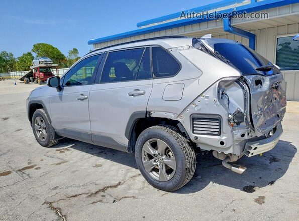 4T3RWRFV2RU133722 2024 TOYOTA RAV4 Silver Tył lewy