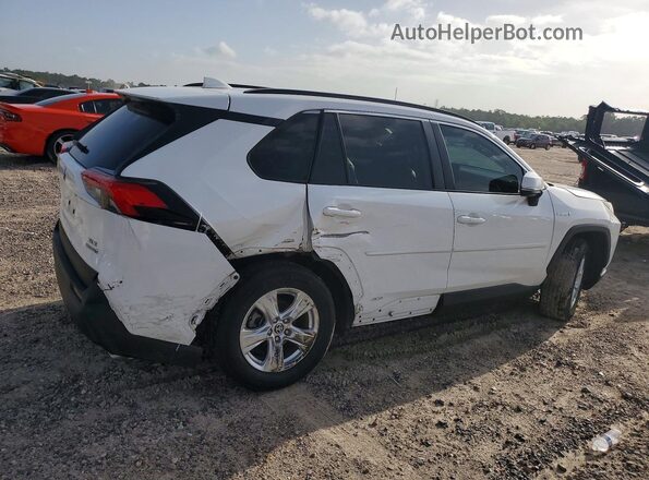 4T3RWRFV3MU048381 2021 TOYOTA RAV4 Белый Задняя правая четверть