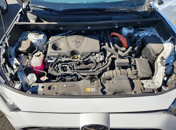 4T3RWRFV3SU195149 2025 TOYOTA RAV4 White Вид підкапотного простору
