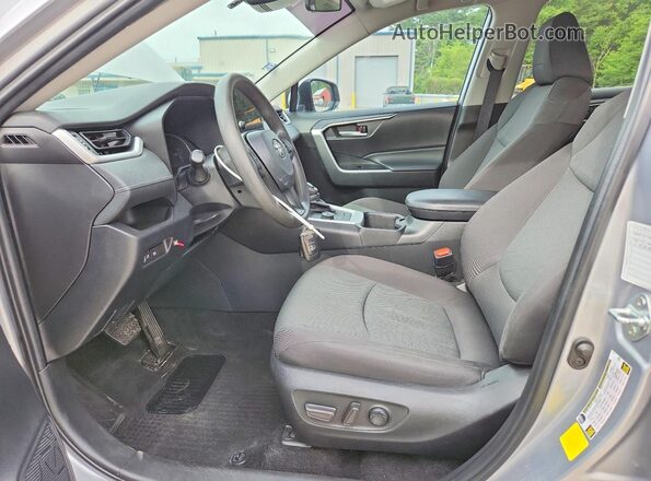 4T3RWRFV4RU122365 2024 TOYOTA RAV4 Silver წინა სალონის ხედი