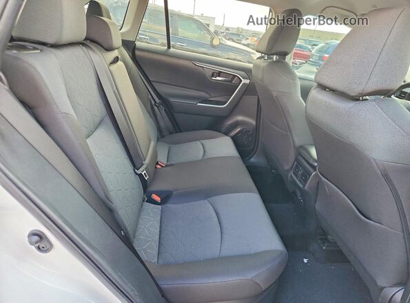 4T3RWRFV4RU151087 2024 TOYOTA RAV4 White Widok wnętrza z tyłu