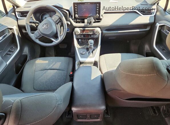 4T3RWRFV5MU048060 2021 TOYOTA RAV4 Белый Вид панели приборов