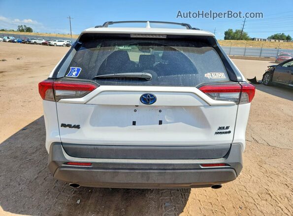 4T3RWRFV5MU048060 2021 TOYOTA RAV4 Белый Вид сзади