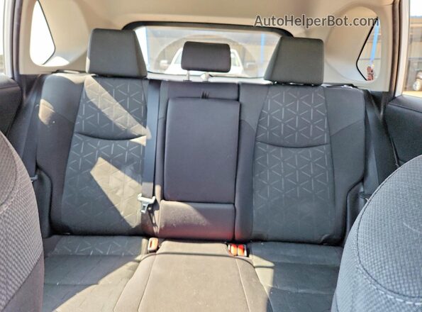 4T3RWRFV5MU048060 2021 TOYOTA RAV4 Белый Вид задних сидений