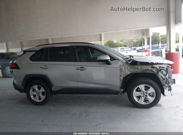 4T3RWRFV6MU017528 2021 TOYOTA RAV4 HYBRID Silver Widok wnętrza 360 stopni