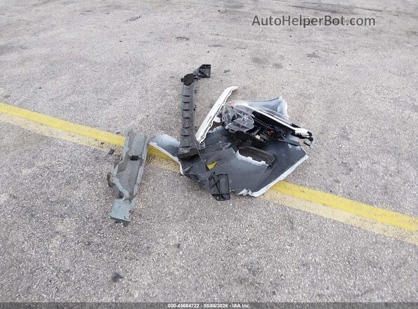 4T3RWRFV6RU128331 2024 TOYOTA RAV4 HYBRID White Вид спереду