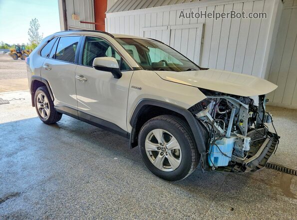 4T3RWRFV8MU035772 2021 TOYOTA RAV4 White Front right