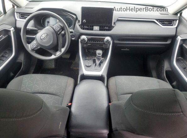 4T3RWRFV8RU122336 2024 TOYOTA RAV4 Белый Вид панели приборов