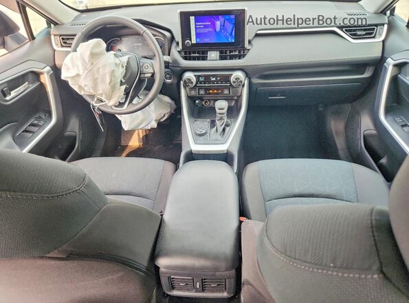 4T3RWRFV8SU189752 2025 TOYOTA RAV4 Silver Вид панелі приладів