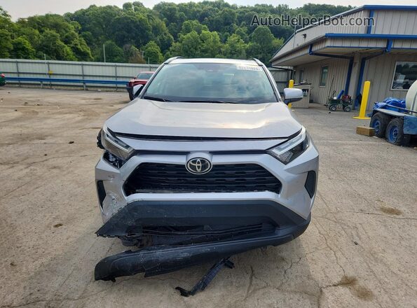 4T3RWRFV8SU189752 2025 TOYOTA RAV4 Silver Вид спереду