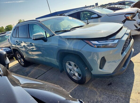 4T3RWRFV9NU053957 2022 TOYOTA RAV4 Серый Передняя правая четверть