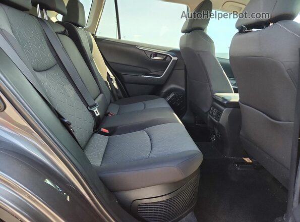 4T3RWRFVXNU077362 2022 TOYOTA RAV4 Gray უკანა სალონის ხედი