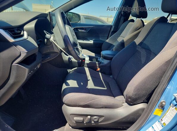 4T3T6RFV4NU096205 2022 TOYOTA RAV4 Blue Вид салону спереду