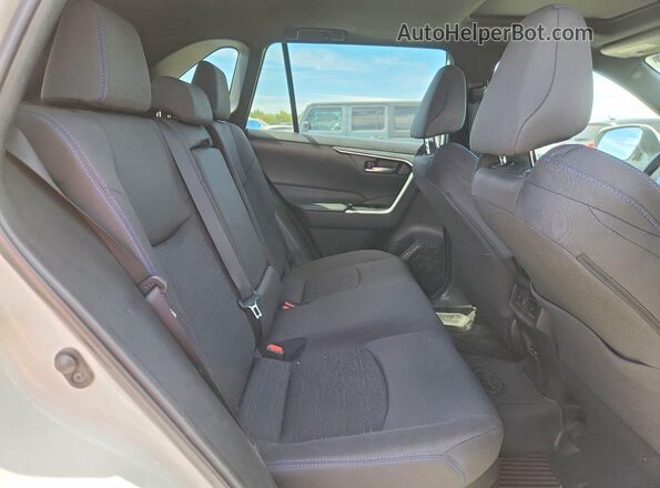 4T3T6RFV9NU088536 2022 TOYOTA RAV4 White Rear interior view