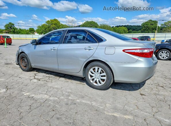 4T4BF1FK2GR547863 2016 TOYOTA CAMRY Серебряный Задняя левая четверть