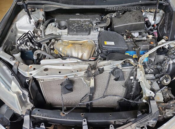 4T4BF1FK5GR535674 2016 TOYOTA CAMRY Silver უკანა სალონის ხედი