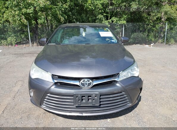 4T4BF1FK6GR565072 2016 TOYOTA CAMRY Gray Widok deski rozdzielczej