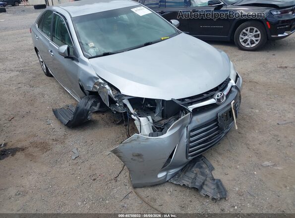 4T4BF1FK7GR522487 2016 TOYOTA CAMRY Gray Widok z przodu