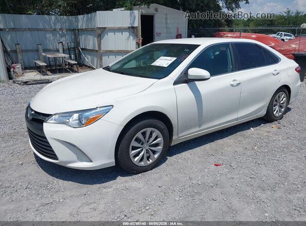 4T4BF1FK7GR531853 2016 TOYOTA CAMRY White Przód lewy
