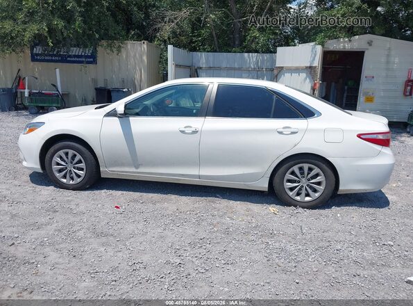 4T4BF1FK7GR531853 2016 TOYOTA CAMRY White Widok wnętrza 360 stopni