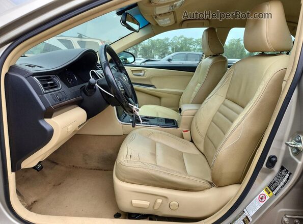 4T4BF1FK8GR549794 2016 TOYOTA CAMRY Beige Front interior view