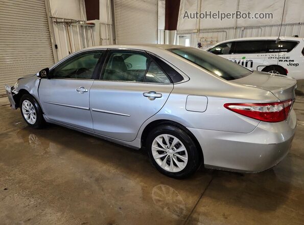 4T4BF1FK8GR573870 2016 TOYOTA CAMRY Silver წინა მარჯვენა