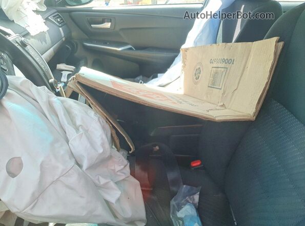 4T4BF1FK9GR557418 2016 TOYOTA CAMRY Tan Vista interior delantera