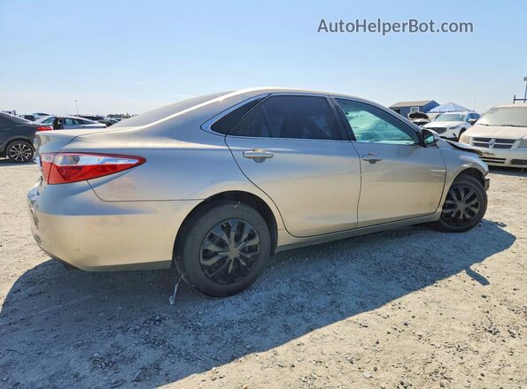 4T4BF1FK9GR559170 2016 TOYOTA CAMRY Silver Հետևի աջ