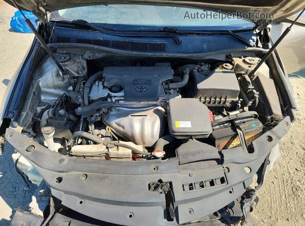 4T4BF1FK9GR559170 2016 TOYOTA CAMRY Silver Սալոնի հետևի տեսք