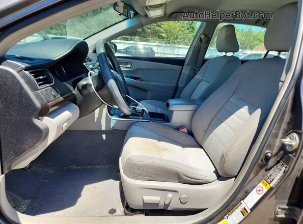 4T4BF1FKXGR534181 2016 TOYOTA CAMRY Угольный Вид салона спереди