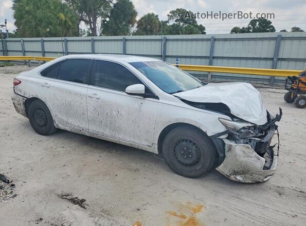 4T4BF1FKXGR574843 2016 TOYOTA CAMRY White Przód prawy