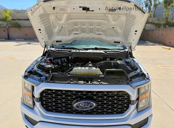 1FTFW1E5XPKE21354 2023 FORD F150 White Առջևի վահանակի տեսք