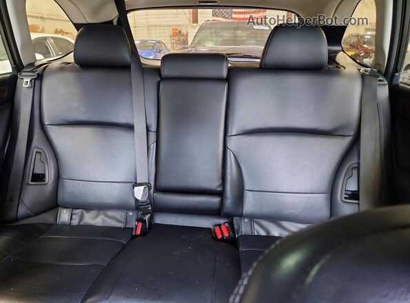 4S4BSAKC2J3249086 2018 SUBARU OUTBACK Black უკანა სალონის ხედი