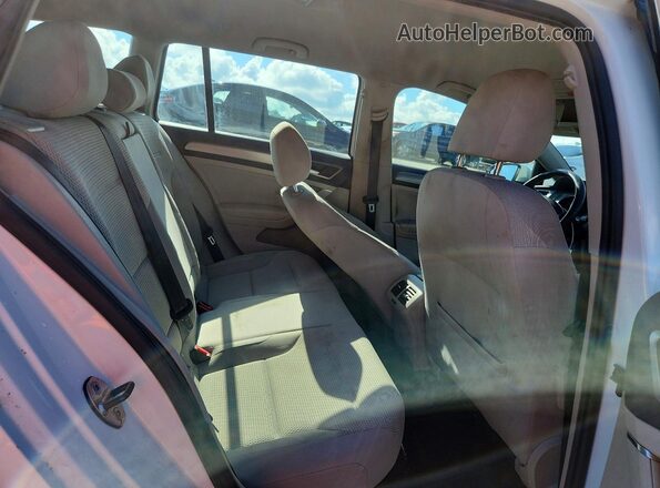 3VWC17AU6GM516050 2016 VOLKSWAGEN GOLF White Vista interior trasera