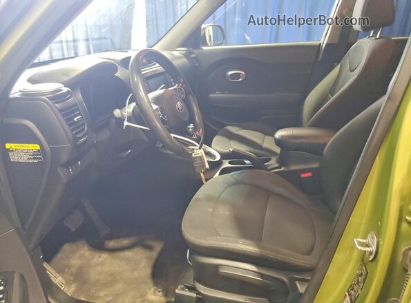 KNDJN2A26K7918752 2019 KIA SOUL Зеленый Вид панели приборов