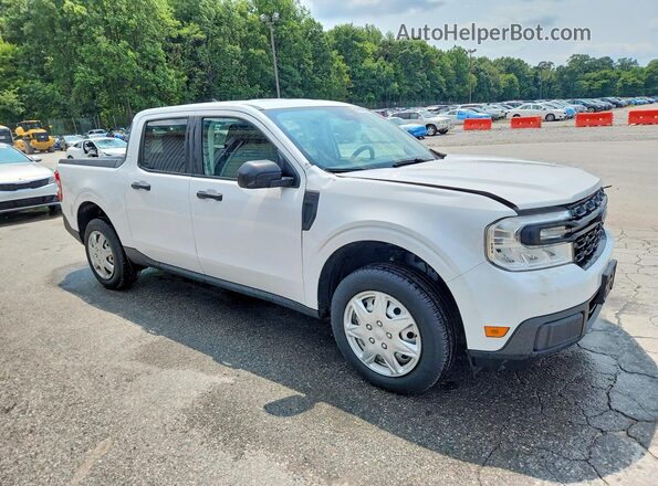 3FTTW8F92PRB03933 2023 FORD MAVERICK Белый Вид спереди