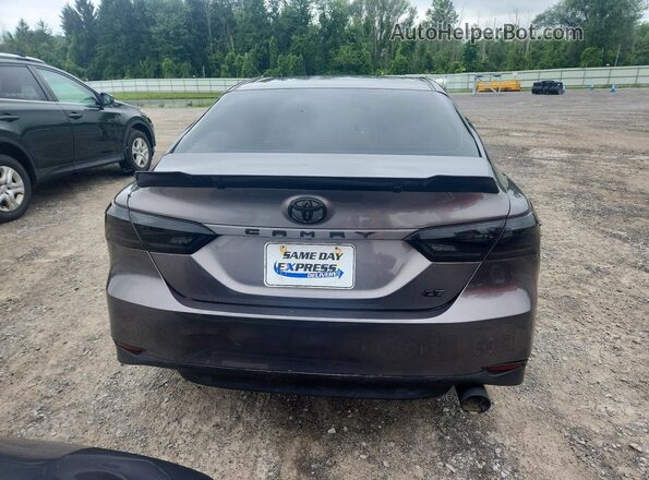 4T1B11HK6JU017604 2018 TOYOTA CAMRY Серый Вид салона спереди