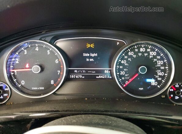 WVGRF7BPXHD001438 2017 VOLKSWAGEN TOUAREG Black Vista de los asientos traseros