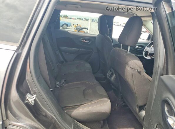 1C4PJLCB9GW374091 2016 JEEP CHEROKEE Charcoal Widok wnętrza z tyłu