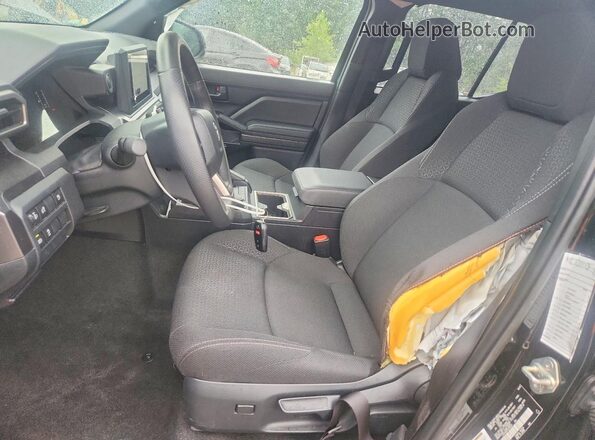 JTEVA5BR0S5038261 2025 TOYOTA 4RUNNER Black Առջևի վահանակի տեսք