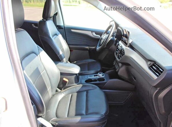 1FMCU9H68NUA82523 2022 FORD ESCAPE White Widok z tyłu
