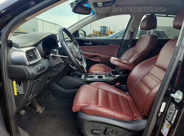 5XYPKDA57JG406511 2018 KIA SORENTO Черный Вид панели приборов