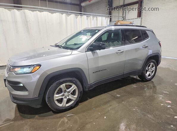3C4NJDBN9PT564519 2023 JEEP COMPASS Серебряный Задняя левая четверть