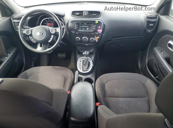 KNDJN2A2XJ7582425 2018 KIA SOUL Silver Vista del cuadro de instrumentos