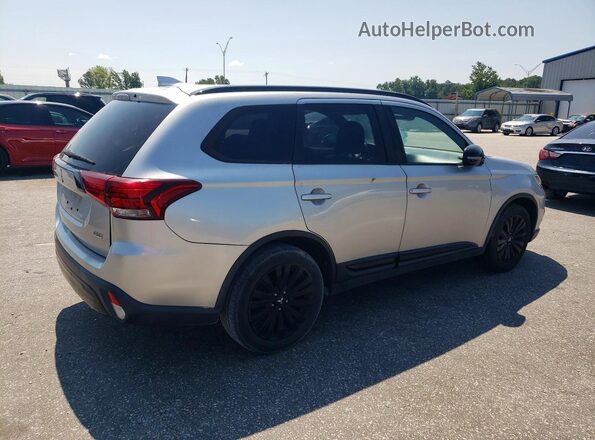 JA4AD3A34LJ000708 2020 MITSUBISHI OUTLANDER Silver Front right