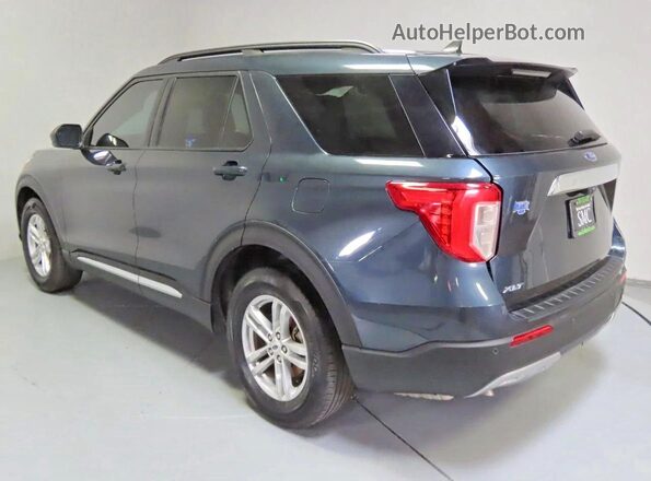 1FMSK7DH6RGA39932 2024 FORD EXPLORER Серый Вид спереди