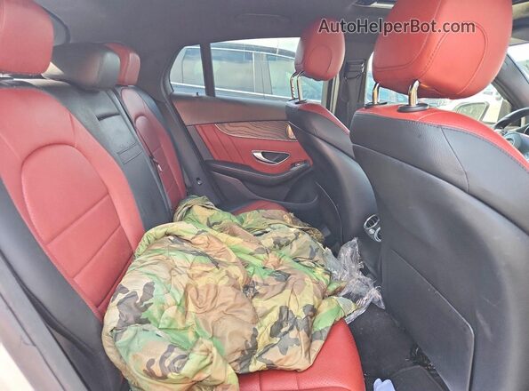 WDC0J4KB4HF212728 2017 MERCEDES-BENZ GLC-CLASS White Rear interior view