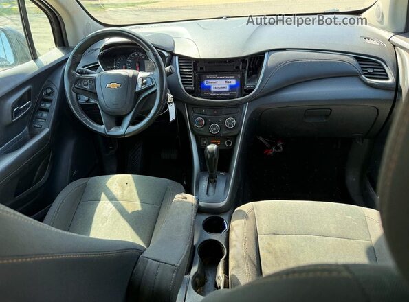 KL7CJKSBXLB085648 2020 CHEVROLET TRAX Black Vista de los asientos traseros