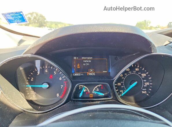 1FMCU0F77JUC89129 2018 FORD ESCAPE Белый Вид задних сидений